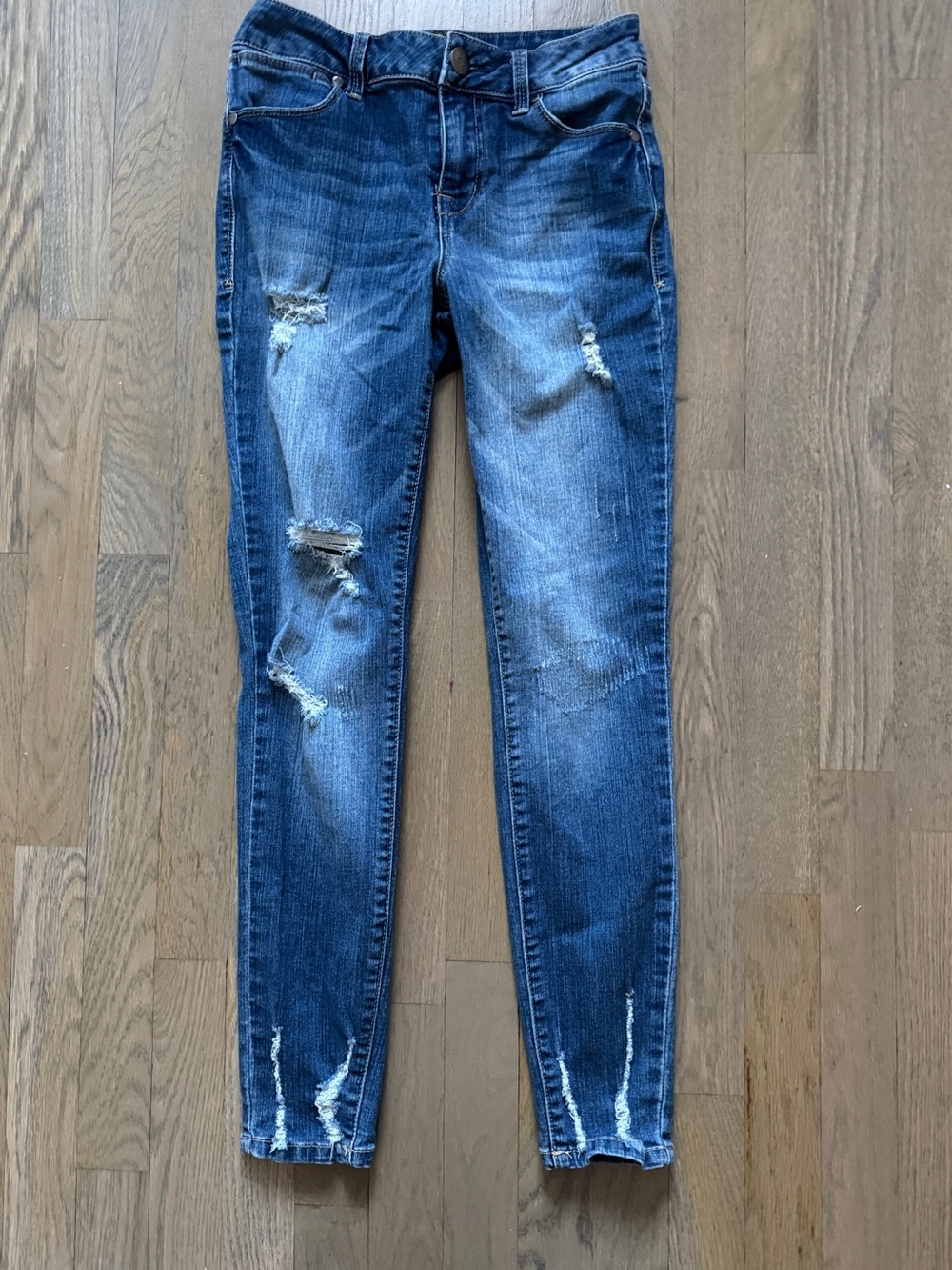 Astor Denim Distressed Skinny Jeans Size 3 Medium Wash Stretch Juniors